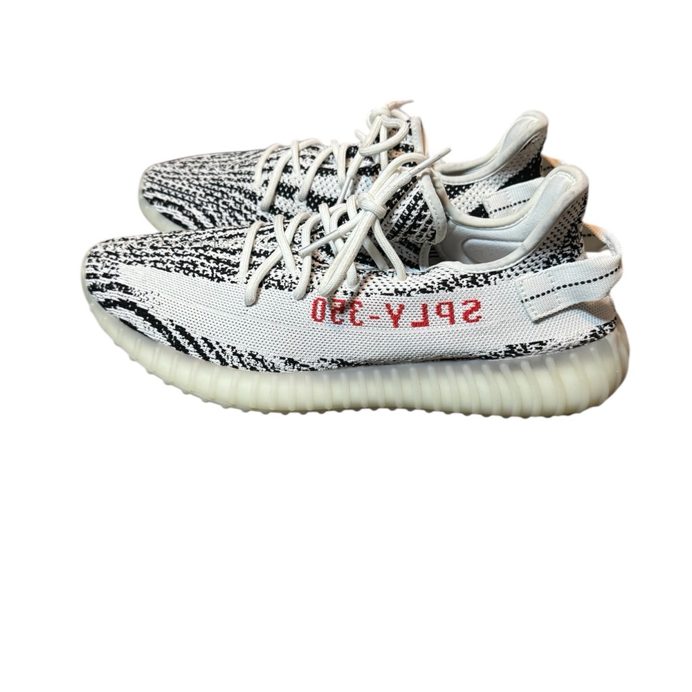 Adidas Yeezy Boost 360 V2 Zebra Print Black White Sneakers Size 11.5 - Picture 3 of 9